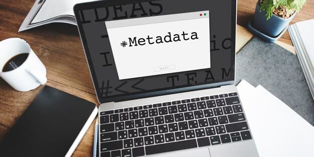 Metadata label on the computer